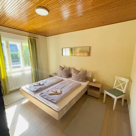 Julia Apartmanhaz * Balatonfured