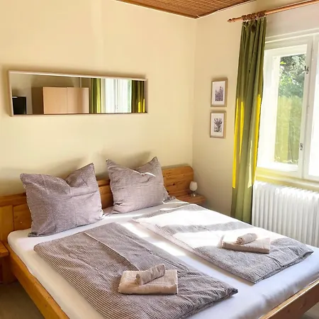 Julia Apartmanhaz Balatonfured