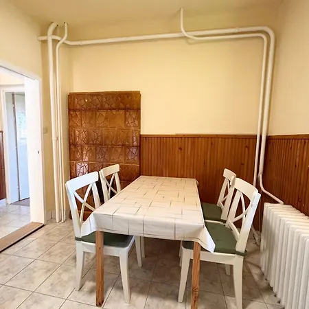 Julia Apartmanhaz Balatonfured