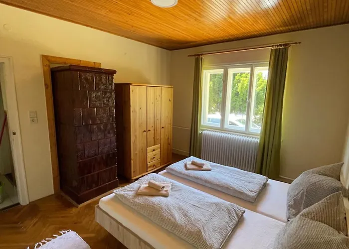 Apartment Julia Apartmanhaz Balatonfured