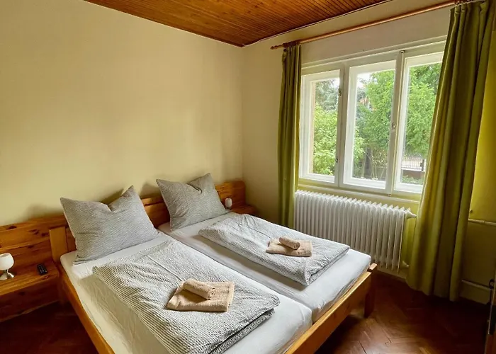 Julia Apartmanhaz Apartment Balatonfured