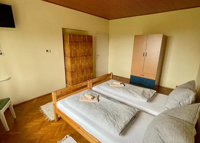 Julia Apartmanhaz Apartment Balatonfured